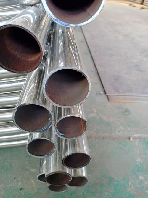 延不銹鋼復合管護欄廠是一家集設計 生產 銷售 安裝和售后為一